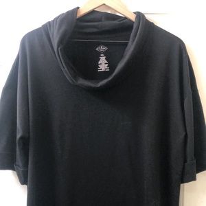 Women’s Black Cowl Neck T-shirt Size XXL